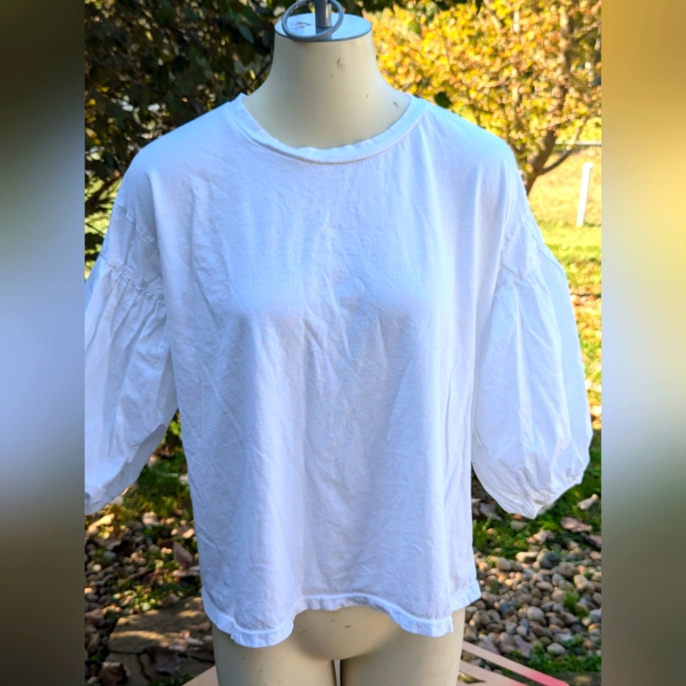 Amici Made in Italy white tee w/ balloon 3/4 length sleeves Sz Lg